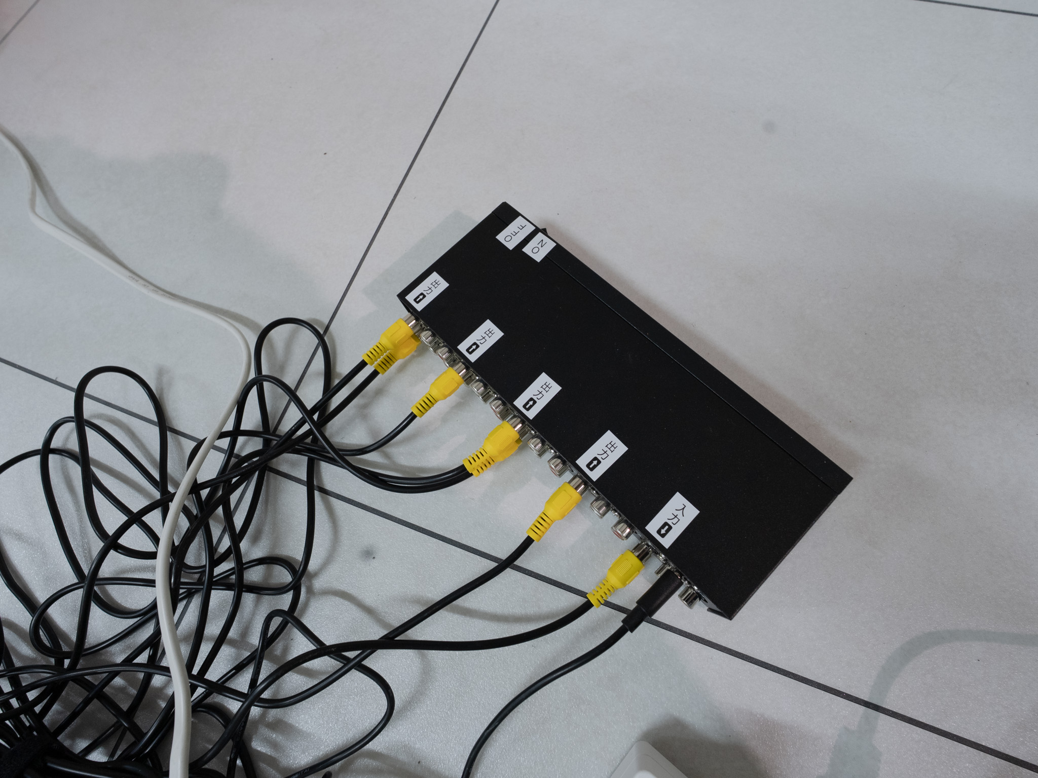 ブラウン管テレビの分配器