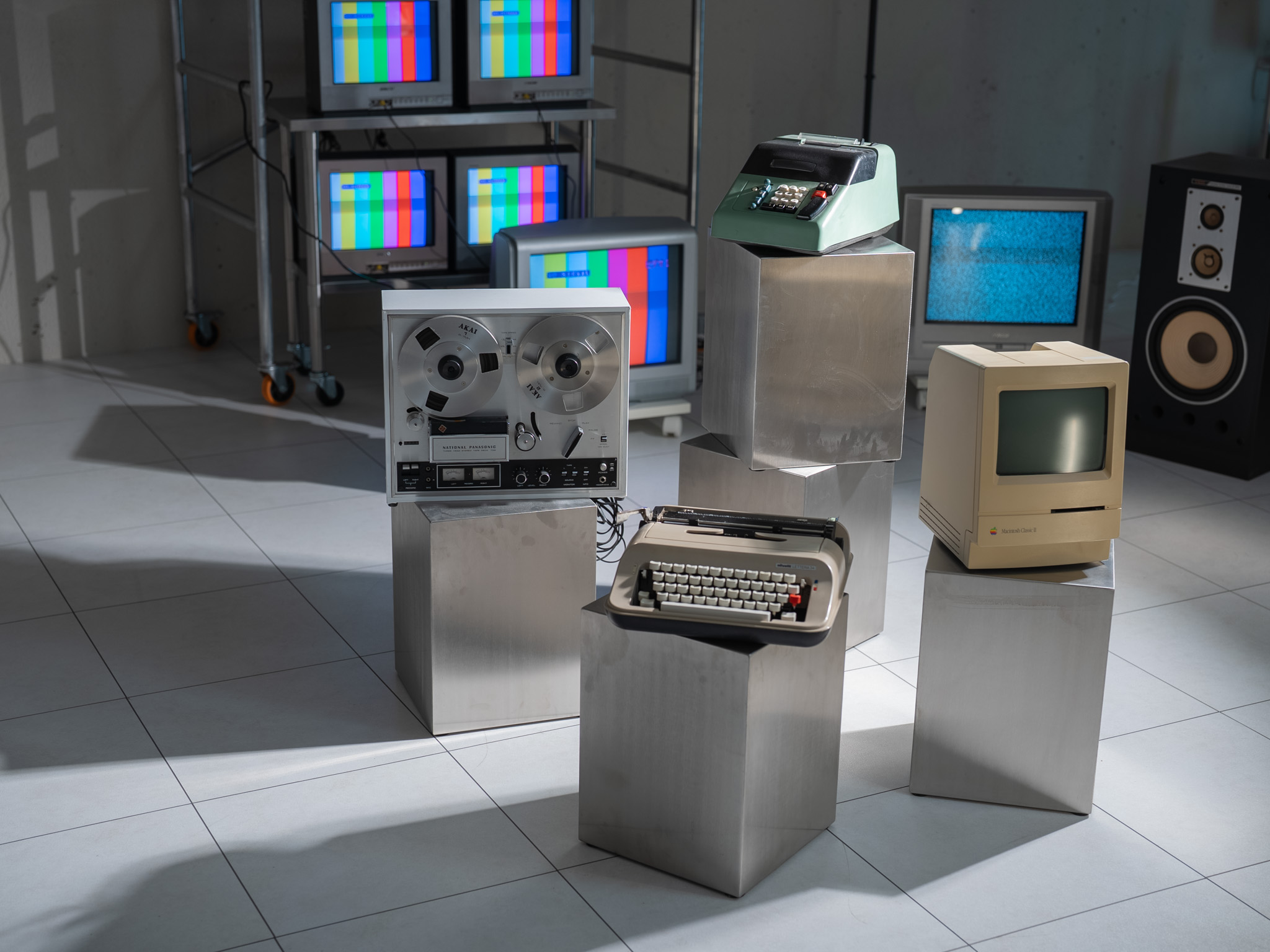 GRID SPACE 旗の台のレトロなビンテージガジェット