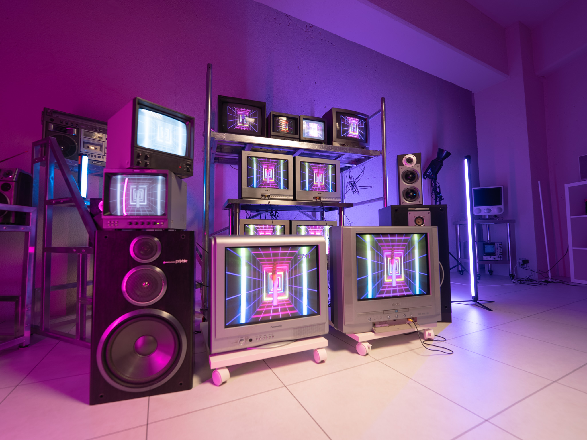 シャッター30でのブラウン管テレビの映り