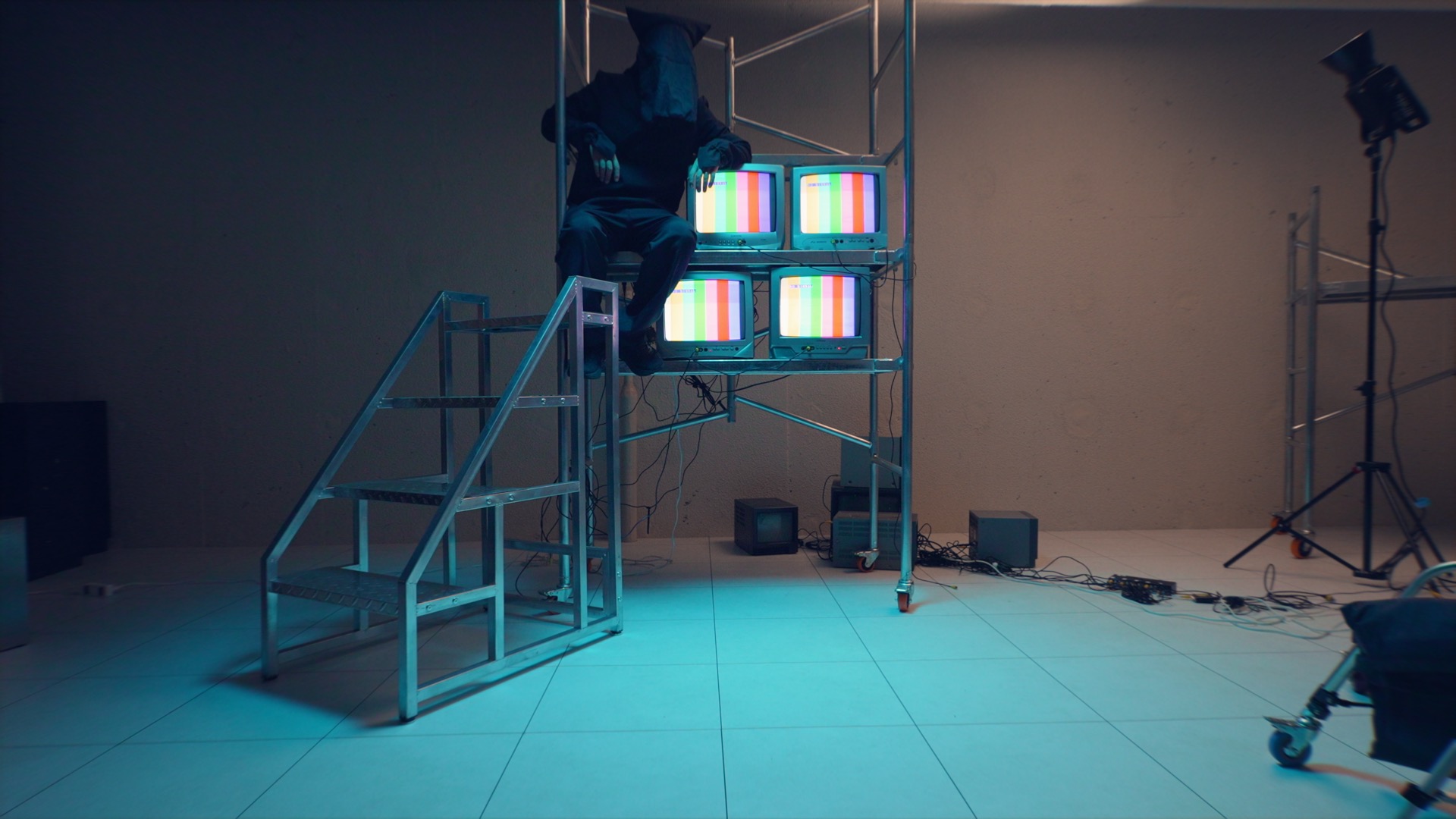 ビデオモニターのMV演出